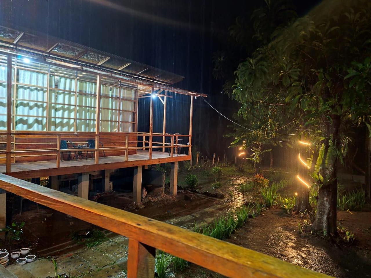 Bua Guesthouse Tangkahan Kültér fotó